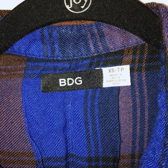 Urban Outfitters Blue, Brown, Black Plaid Long Sleeve Button-down Shirt Top XS - Picture 3 of 7